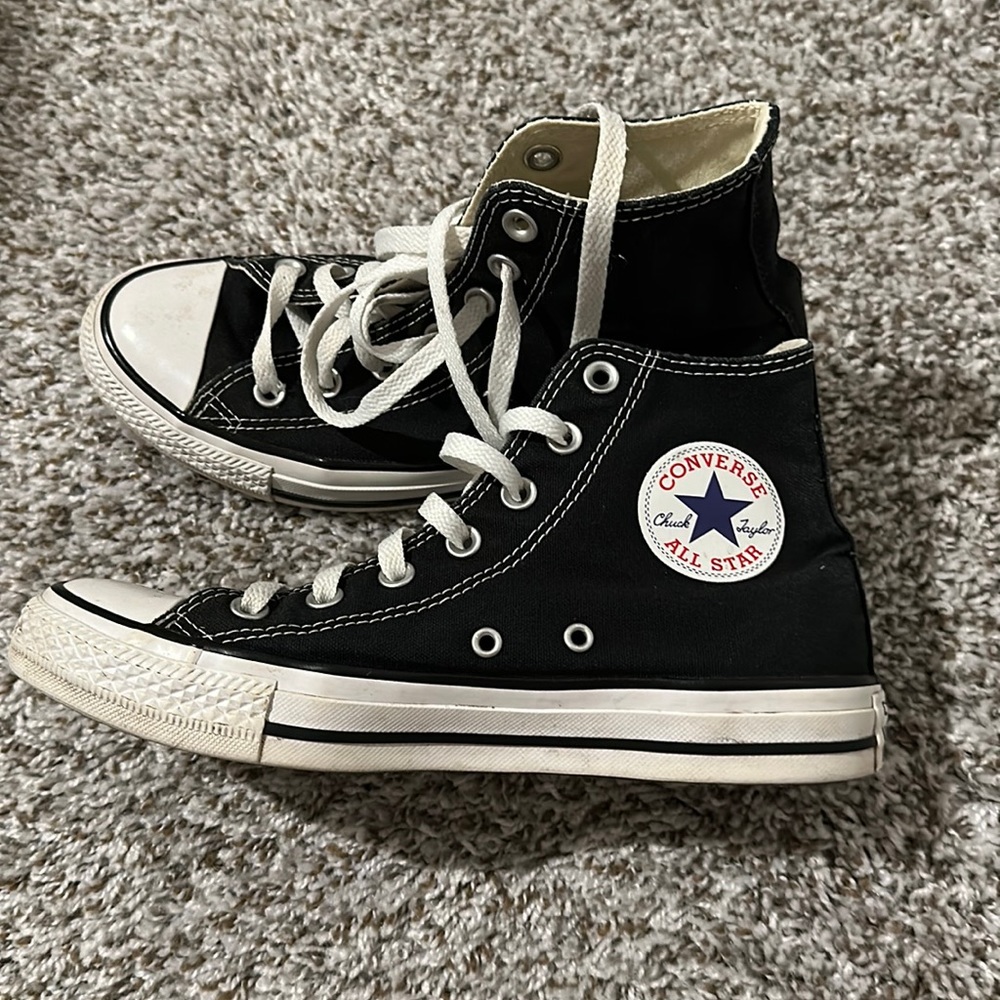 Black Chuck Taylor Converse